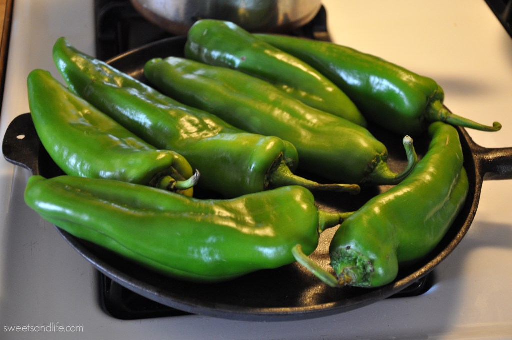 Sweets and Life: Chile con Queso (Chihuahua Style)